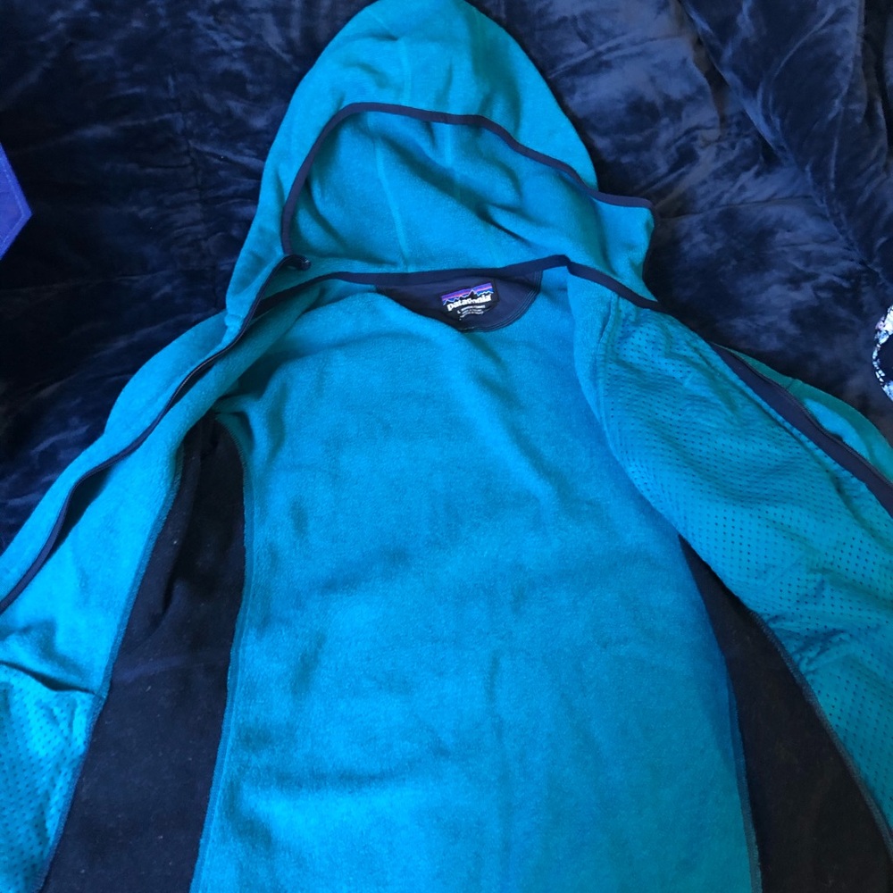 Patagonia sports zip up